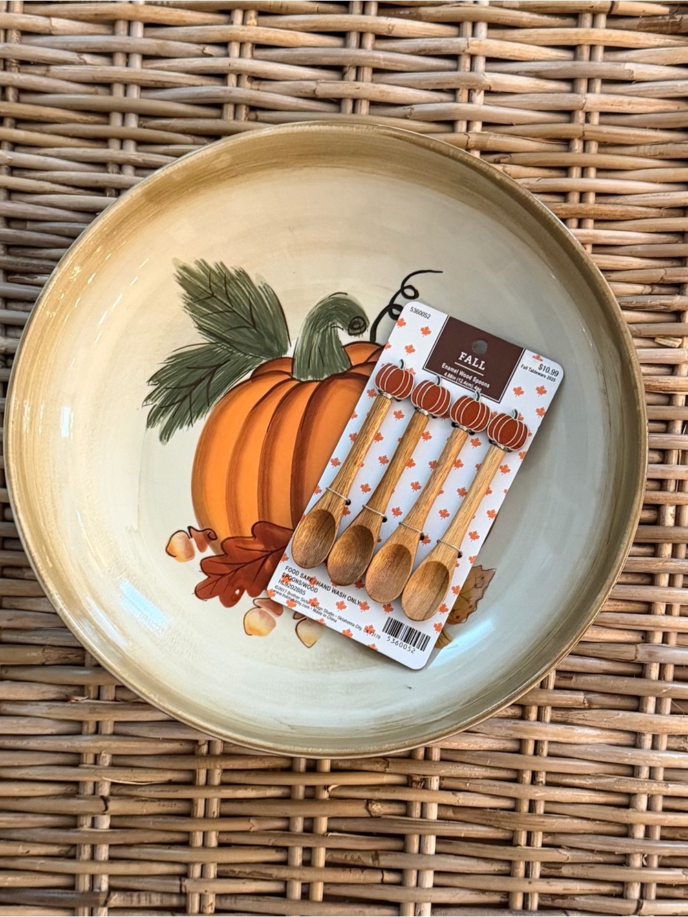 Large Pumpkin Serving Bowl 12.5" with Pumpkin Appetizer Spoons - new!